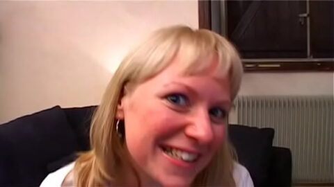 Lavandra and her nice round petard get fucked in the ass