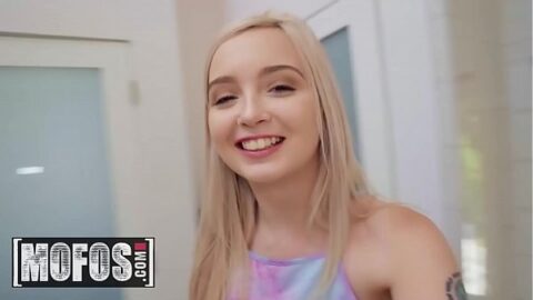 Anal Reward – MOFOS