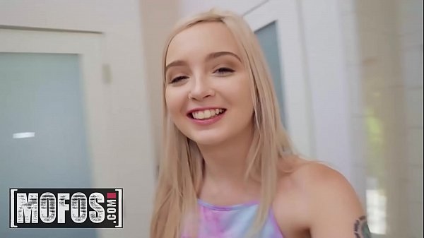 Anal Reward – MOFOS