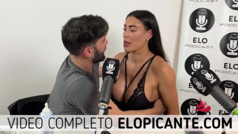 PAMELA POMBO & ELO PODCAST PLAY ROCK-PAPER-SCISSORS *ENDS BADLY*