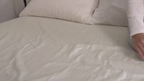 【無】嫁が団地の主婦友と乳繰り合っているところに出くわしたので３Pしました 川越ゆい 上野真奈美 パート1