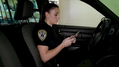Cops – Hot Undercover Milf Fucked by an Entire Crew of Thugs – Aaliyah