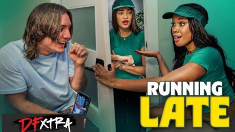 Horny BF Fucks August Skye’s Thick Ass Before Work Rush – DFxtra