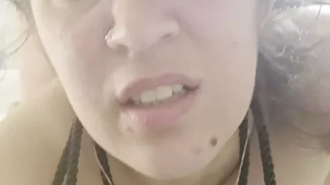 Good fuck in the ass and leaves her cum inside my ass