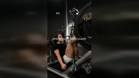 18yo TikTok Thot’s Pussy Explodes On Camera! Uncensored Gape
