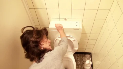 Horny Mature Granny Bathroom and Bed Fuck Fest