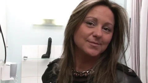 Amazing MILF Raquelita Enjoys Big Cock