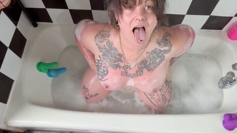 splash zone bathtub fun
