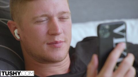 TUSHY Anal-loving Lana gives visiting Oliver the full tour