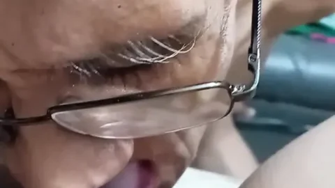 eating her wet and beautyful pussy