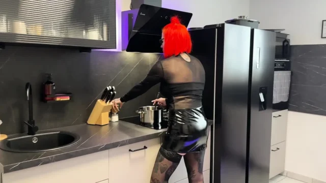 She doesn’t let him go! That’s why he fucks StiefMUTTI in the ass.