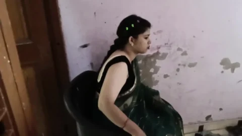 Indian Cheating Wife Gets Caught & Threesomed